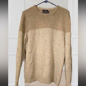 Men's American Rag Cream Beige Color Block
Crew Neck Sweater Size Medium